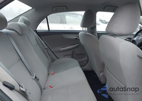 2013 Toyota Corolla Le z USA, uszkodzony, nr VIN 2T1BU4EE6DC115528